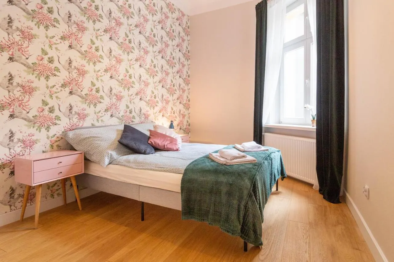 Apartment Glamorous And Brand New 2 Bedroom Krakow Poland