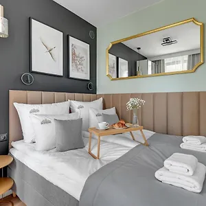https://downtown-apartments-garden-gates.gdanskhotel.org
