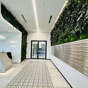 https://new-apartment-with-terrace-spa-fitness.hotelswroclaw.com